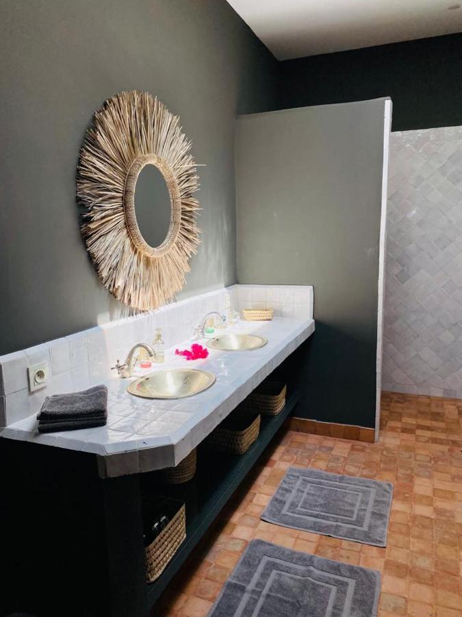 Le Clos De La Roussiere Suvayr Dış mekan fotoğraf
