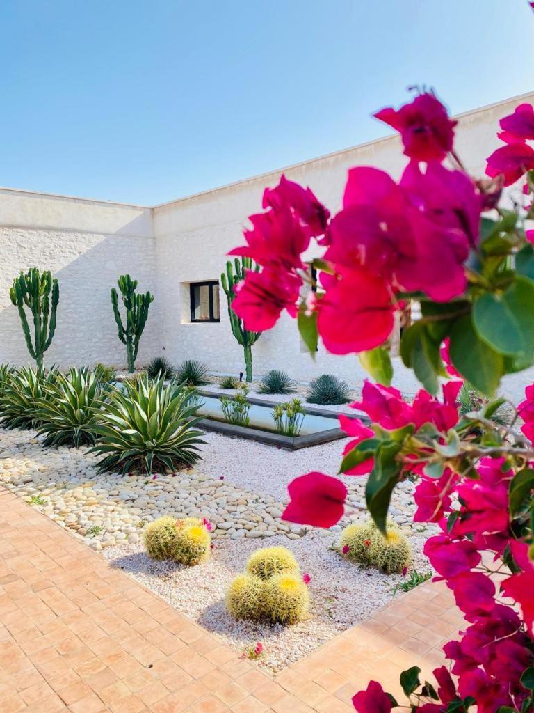 Le Clos De La Roussiere Suvayr Dış mekan fotoğraf